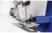 Afbeelding in Gallery-weergave laden, Brother 4234D Overlockmachine