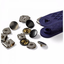 Afbeelding in Gallery-weergave laden, Broekhaken te bevestigen met de hamer of met de Prym tang