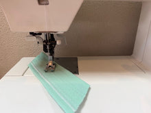 Afbeelding in Gallery-weergave laden, Pfaff Jeans &amp; Satin 6122  idt   occasion
