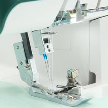 Afbeelding in Gallery-weergave laden, Pfaff admire 3000
