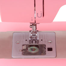 Afbeelding in Gallery-weergave laden, Singer  Heavy Duty™ | Pink  Aktie + cadeau  luxe SINGER® stofschaar van 20,3 cm t.w.v. € 42,-.
