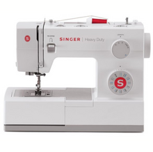Afbeelding in Gallery-weergave laden, Singer 5523 + cadeau 20 spoelen + spoelendoos twv. € 19,85
